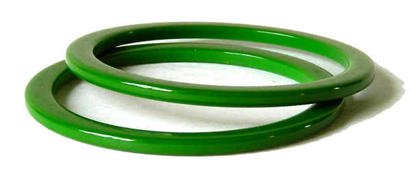 Spinach bakelite bracelet