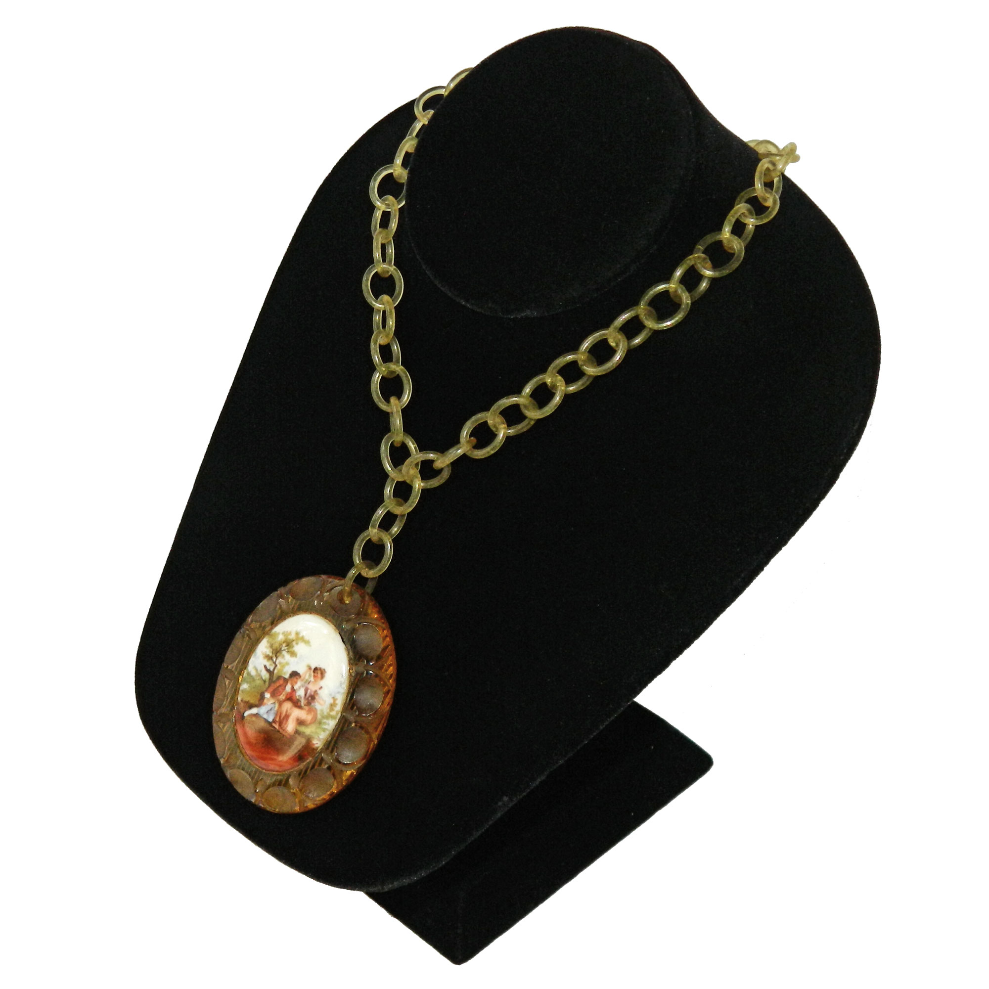 1930s bakelite pendant necklace