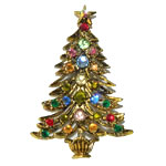 Hollycraft rhinestone Christmas tree pin