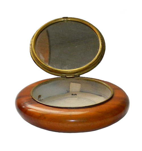 1940's wooden compact