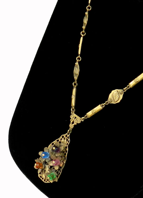 antique pendant necklace