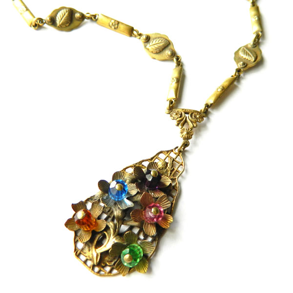antique pendant necklace