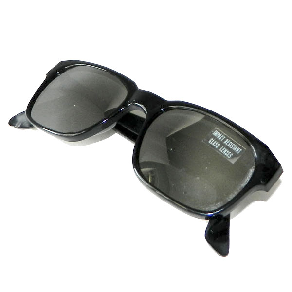 1980's mirrored sunglasses