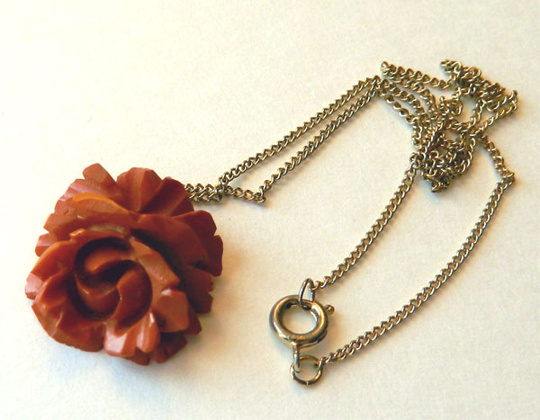 bakelite rose necklace