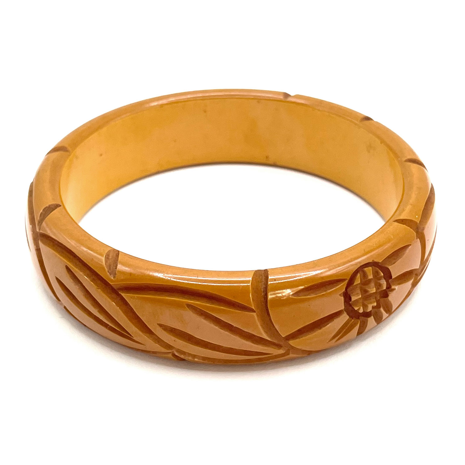 Art Deco bakelite bangle