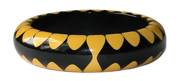 polka dot bakelite bangle