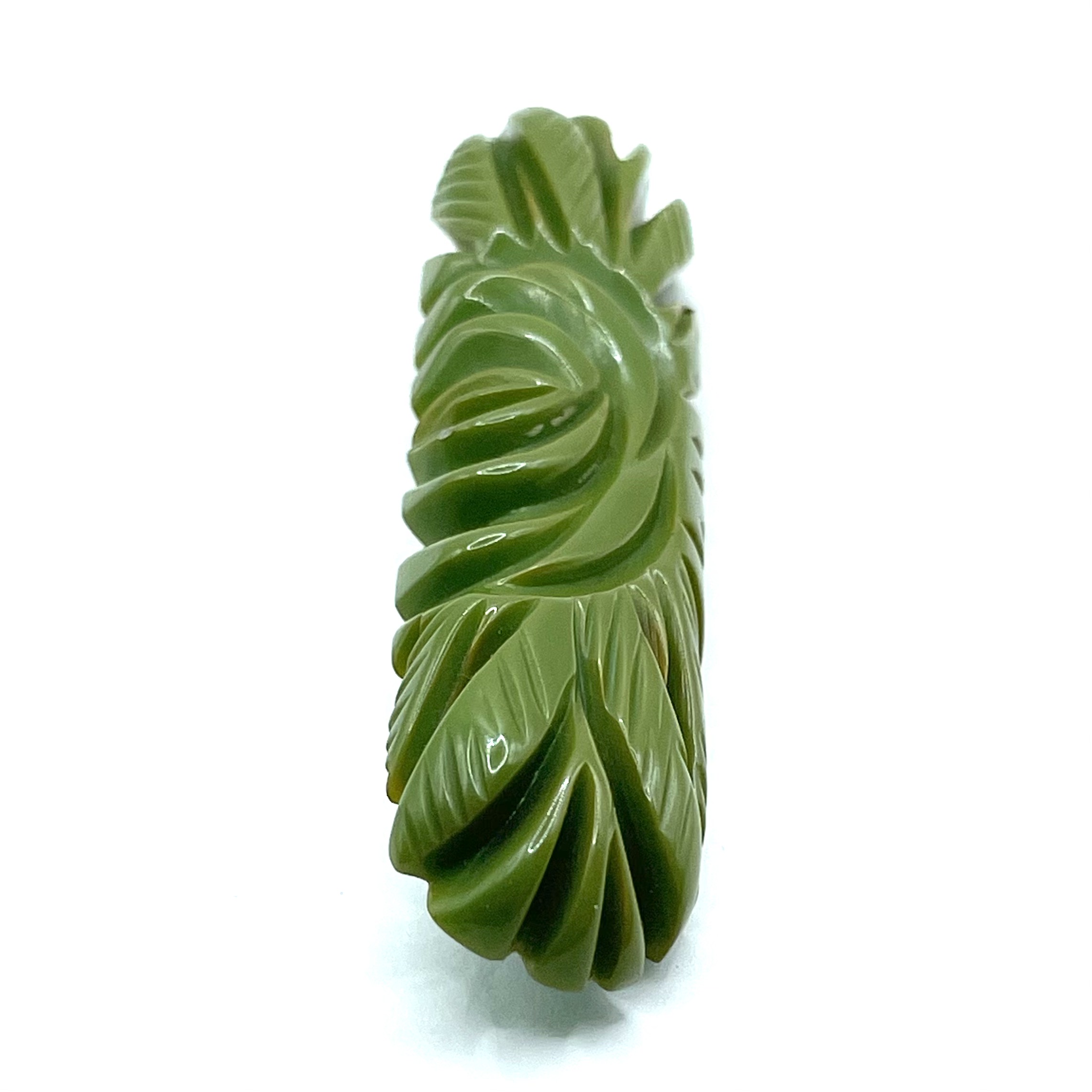 Vintage Bakelite Flower brooch