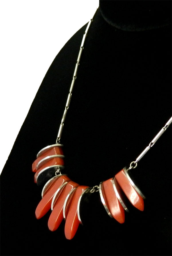 Art Deco bakelite necklace