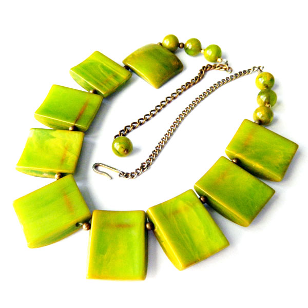 Vintage bakelite necklace