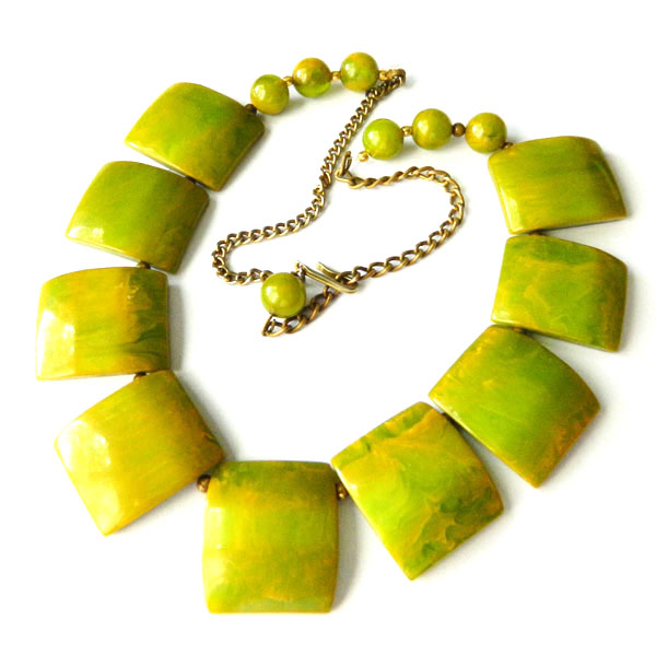 Vintage bakelite necklace