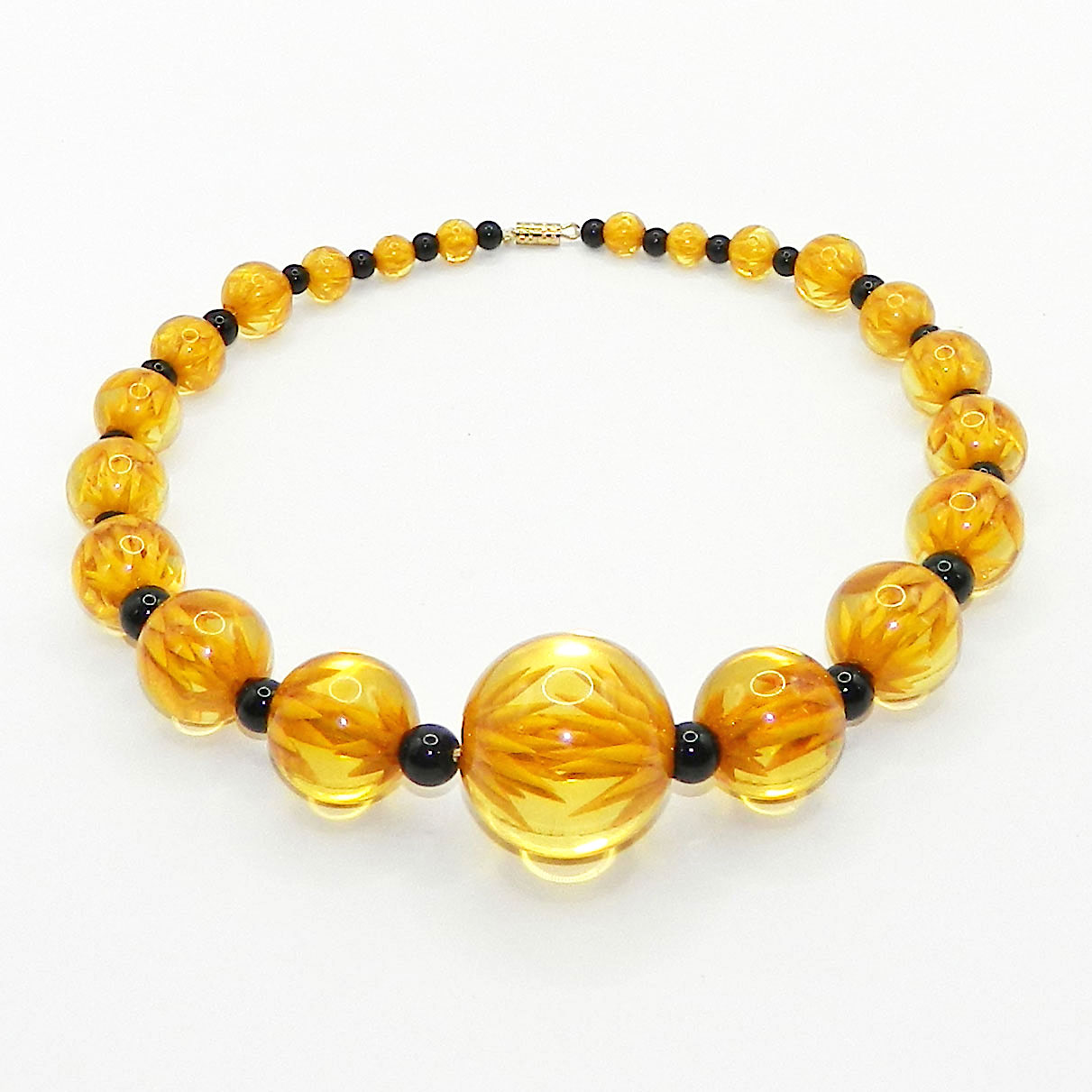 bakelite bead necklace