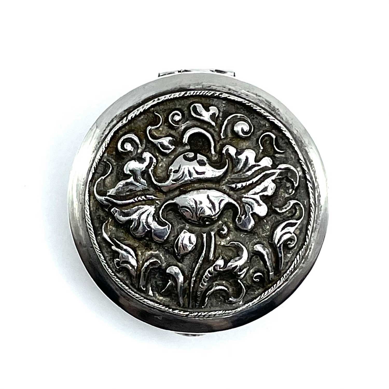 Yogya silver Art Nouveau pill box