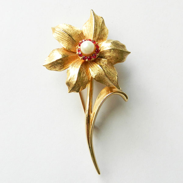 Marcel Boucher brooch