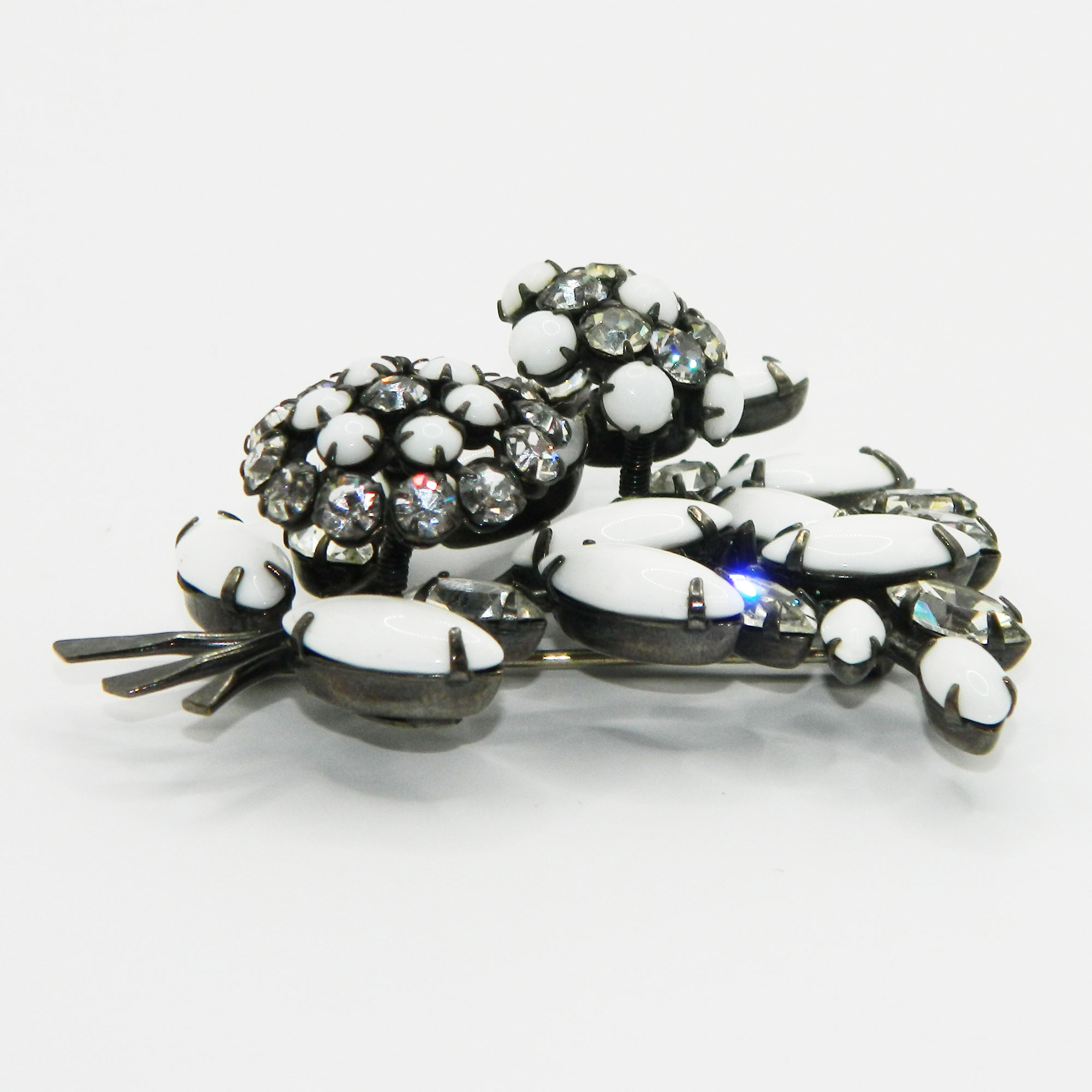 Schreiner floral rhinestone brooch