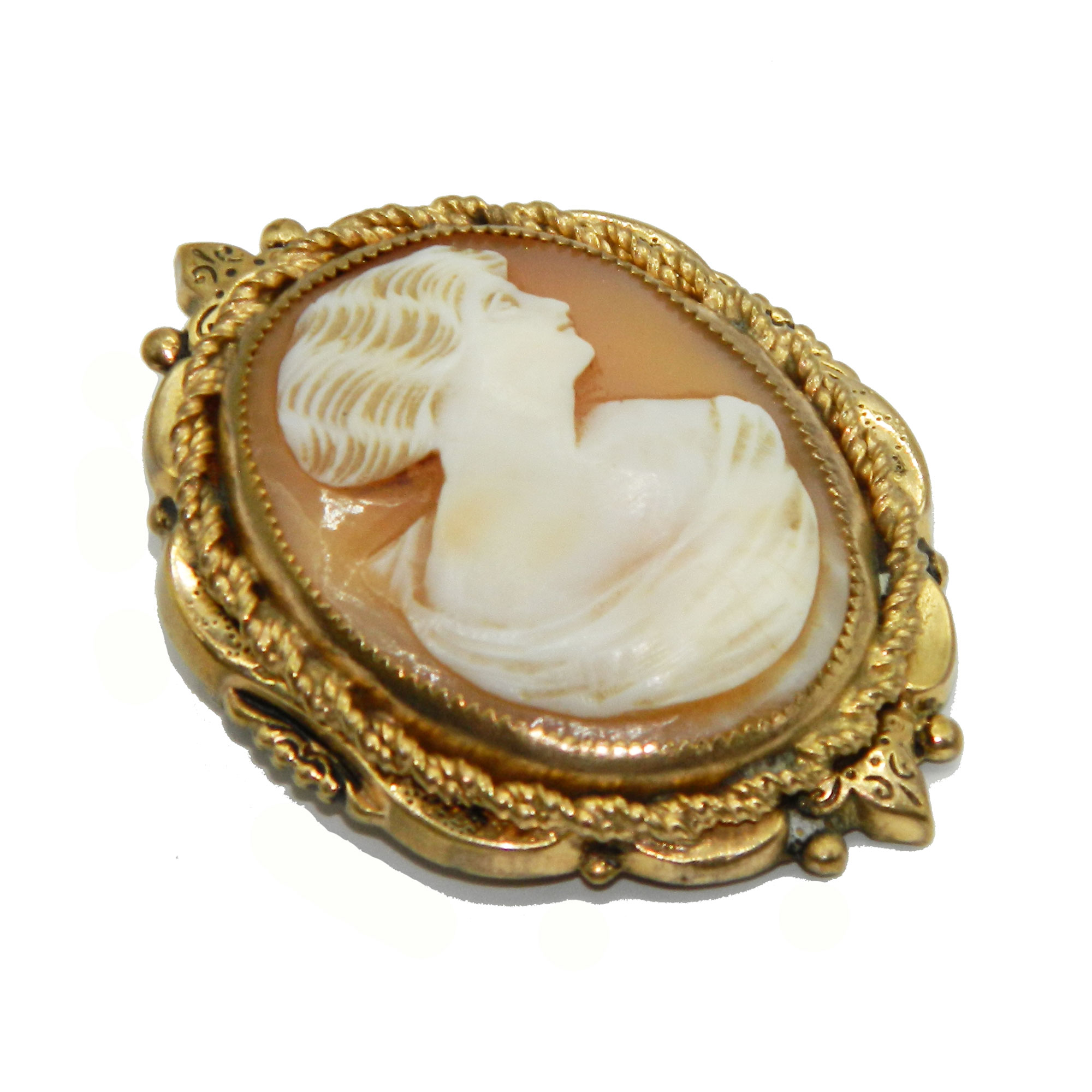 Shell cameo brooch