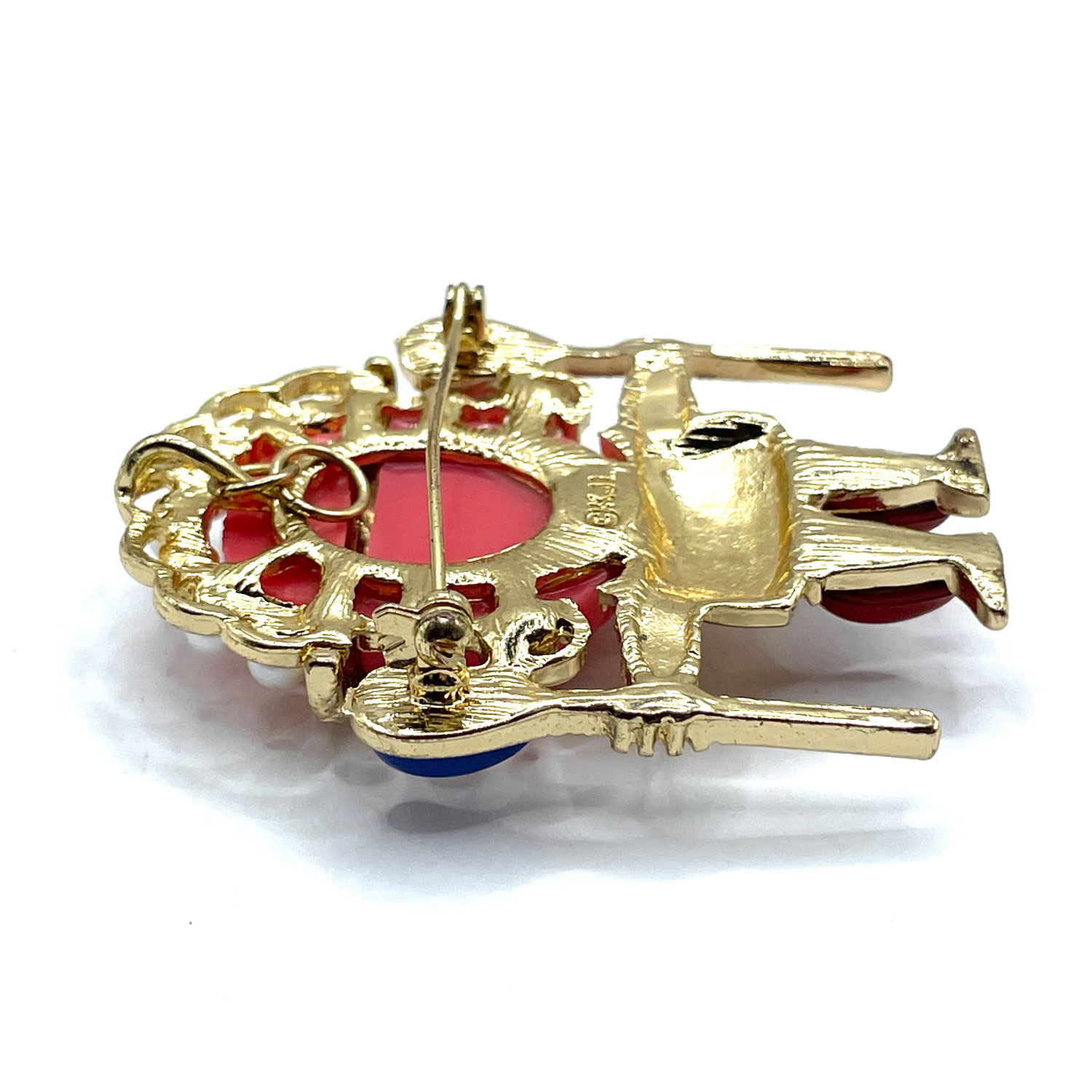 Kenneth J Lane brooch