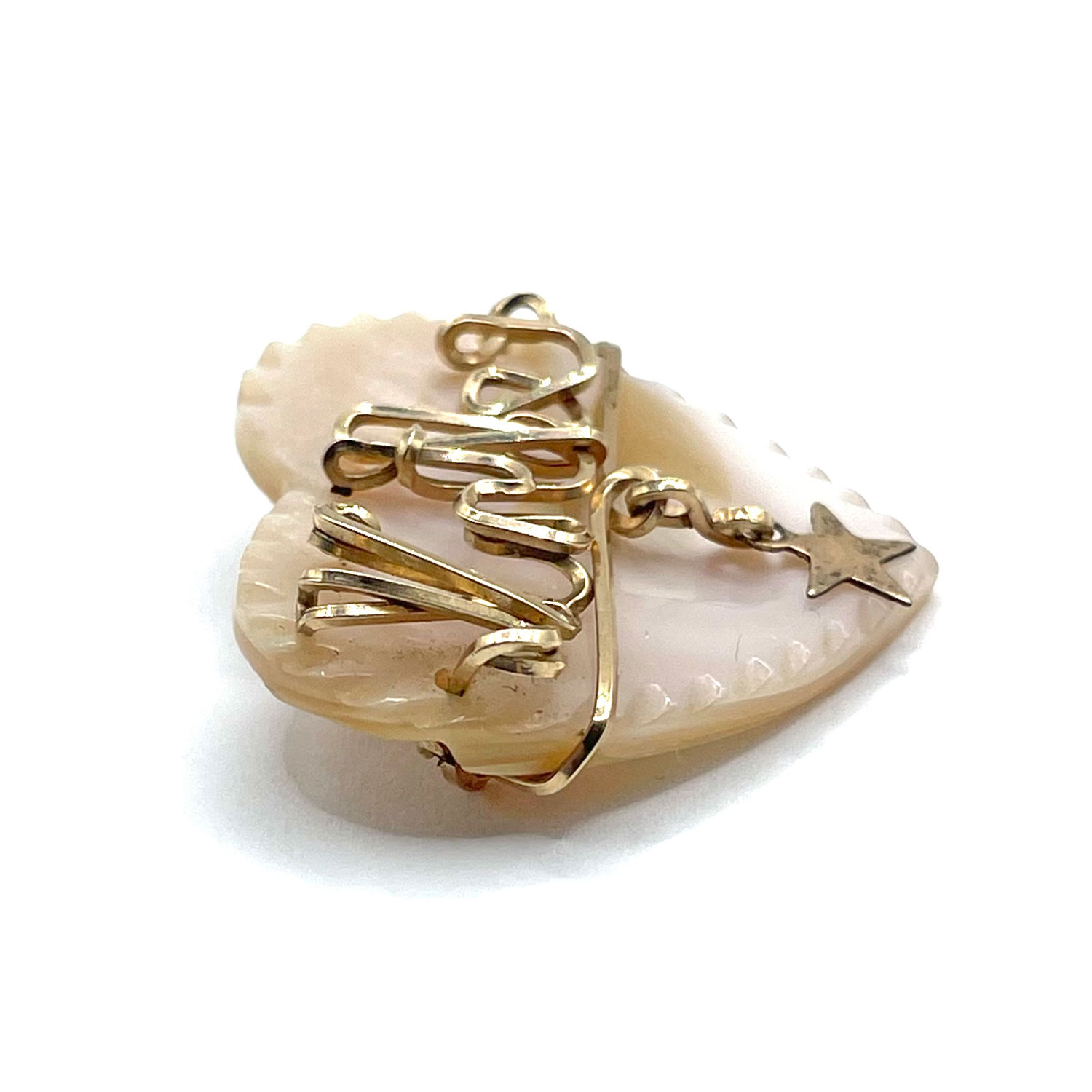 1940s Mother of Pearl Mothers brooch