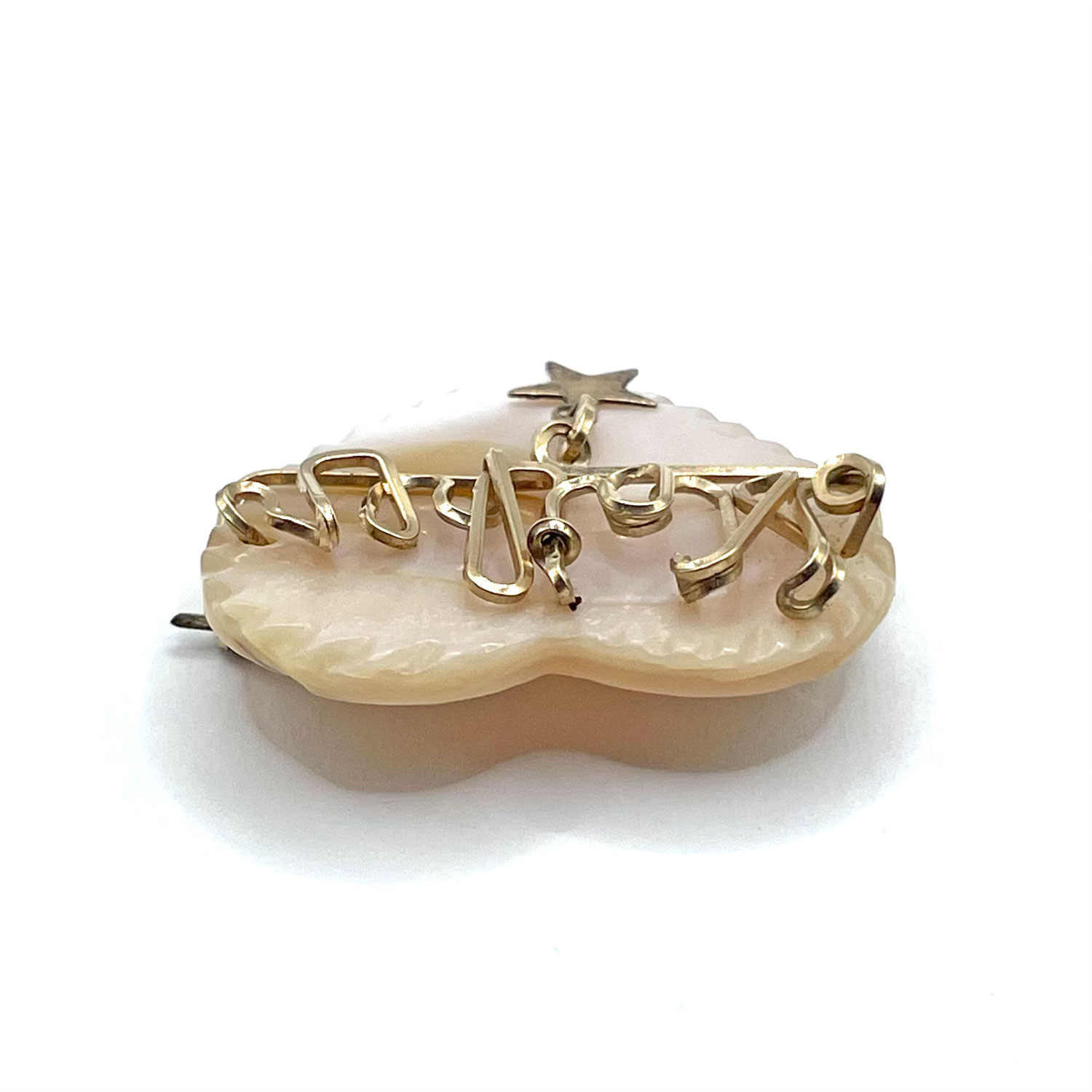 1940s Mother of Pearl Mothers brooch