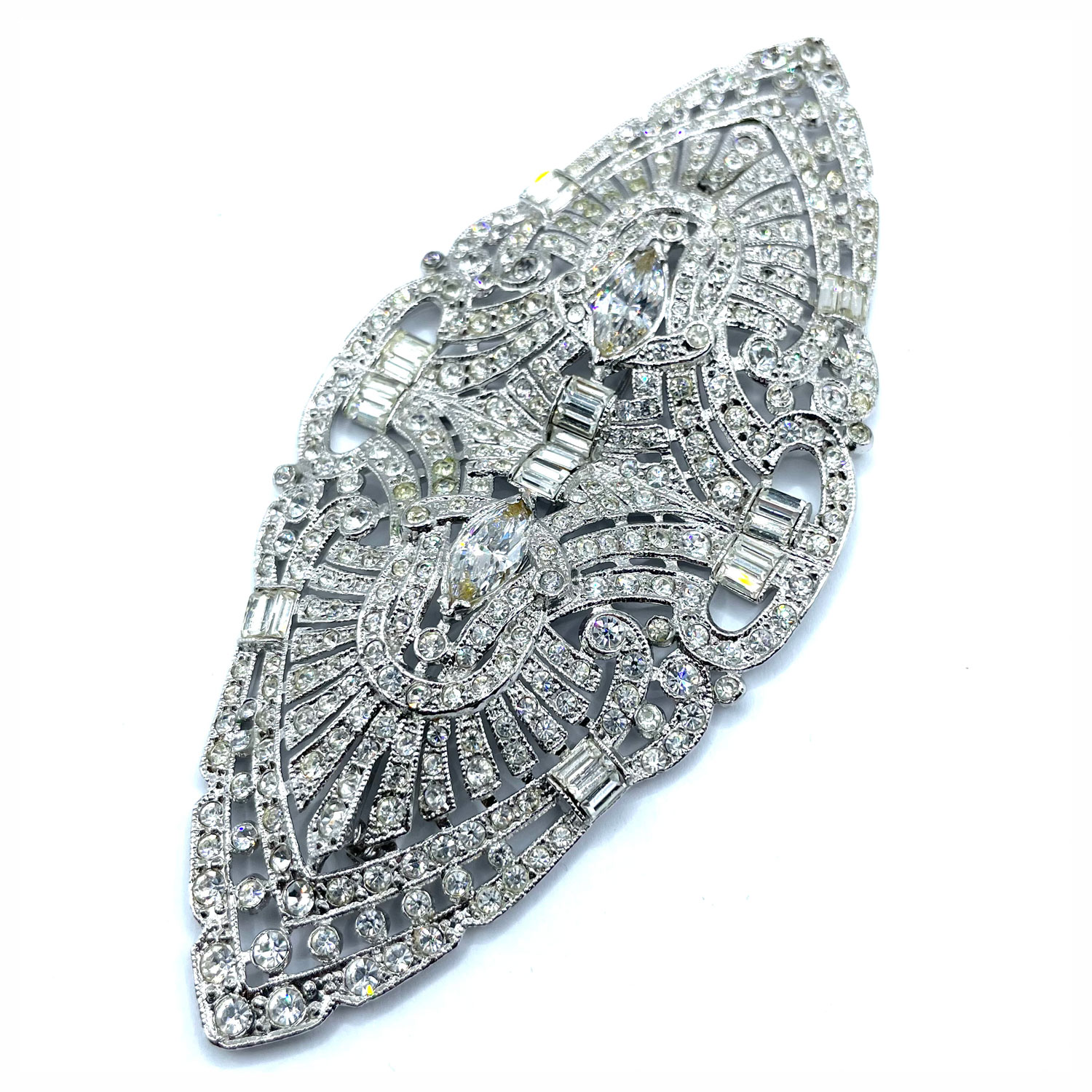 1930s Art Deco brooch