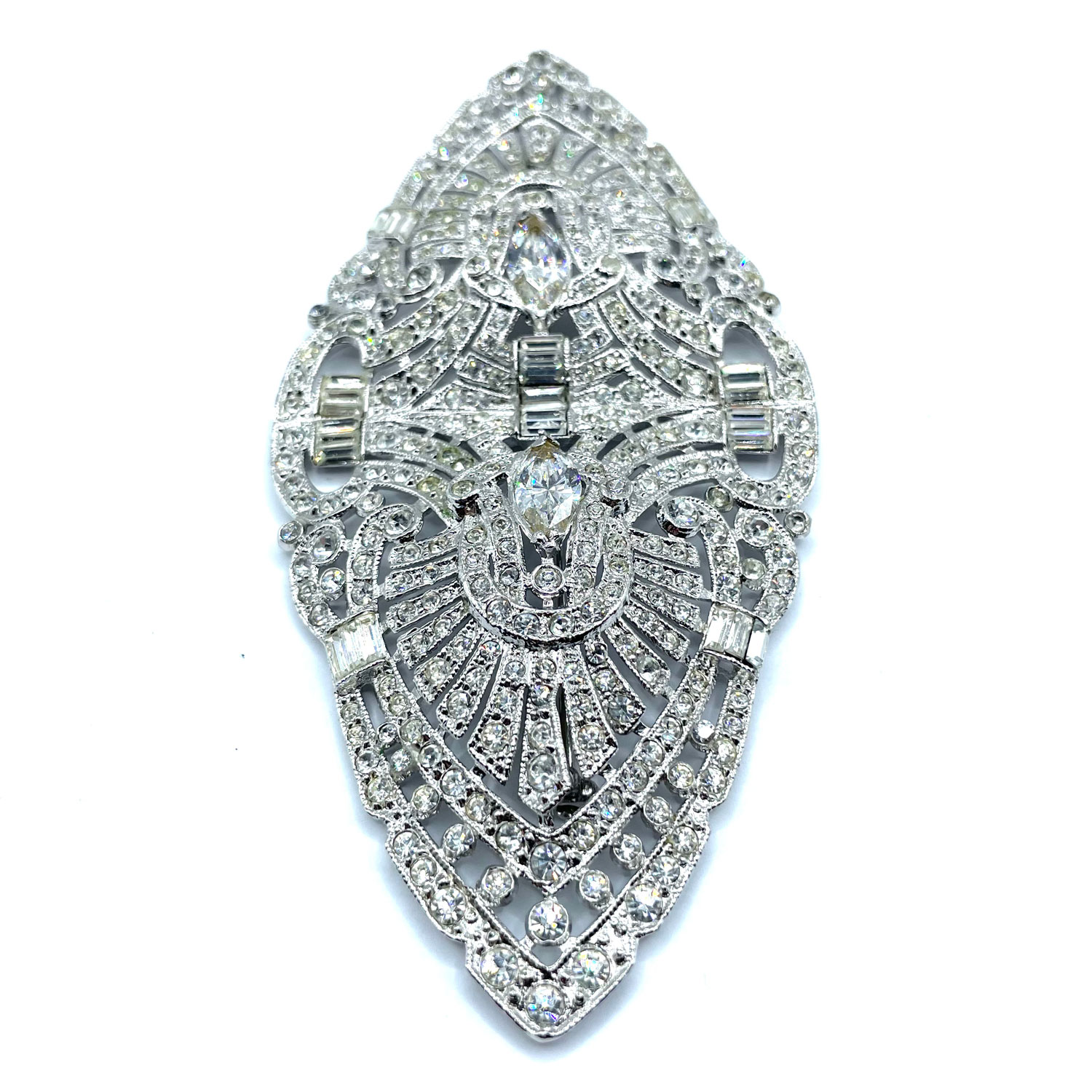 1930s Art Deco brooch