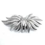 Coro brooch