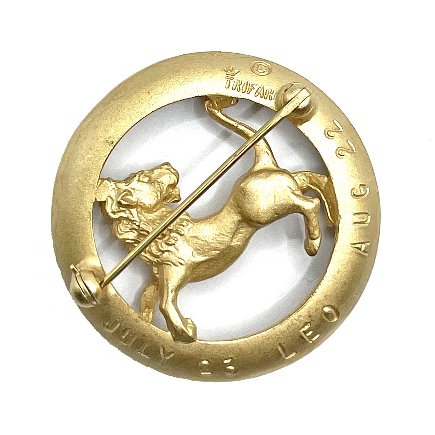 Leo lion astrological pin