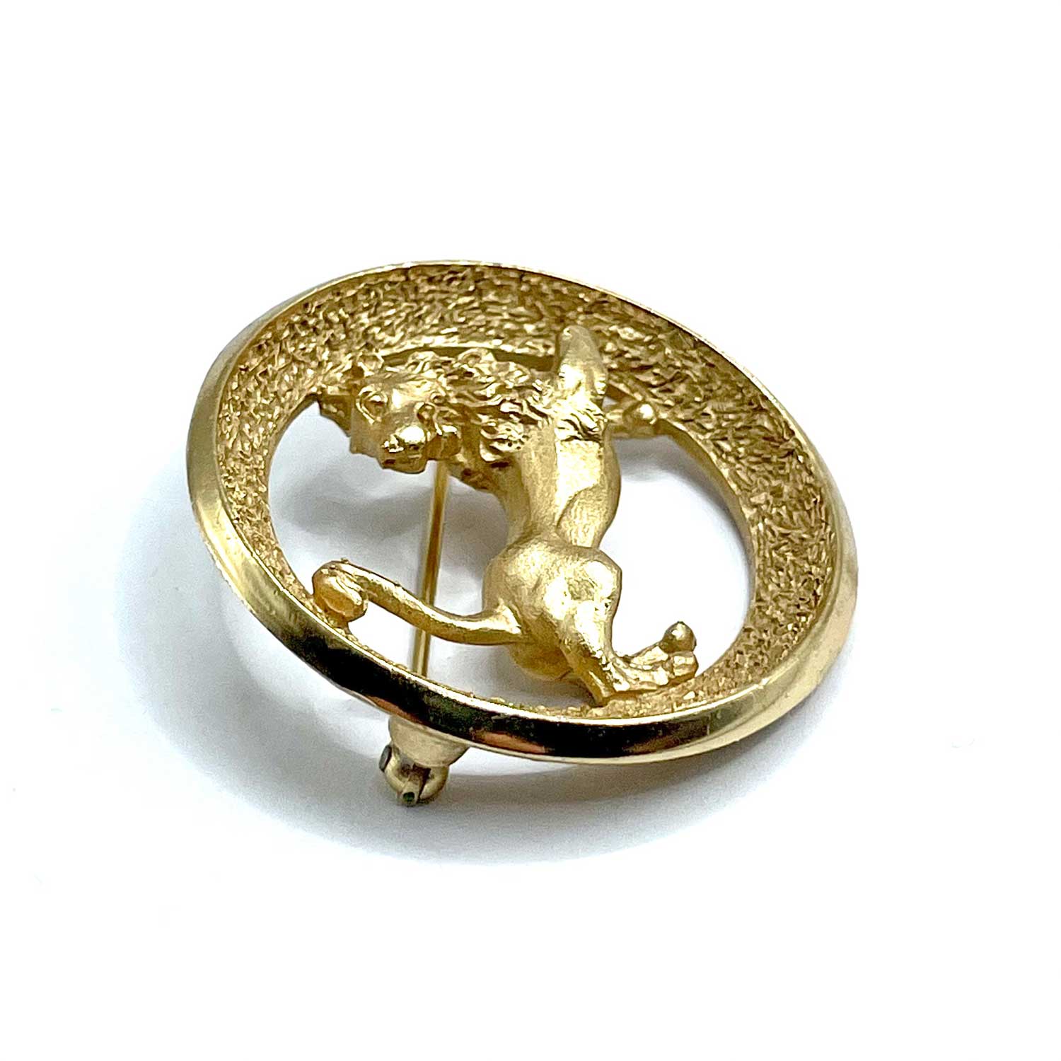 Leo lion astrological pin