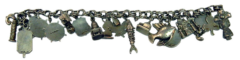 1940's bakelite charm bracelet with carved bakelite oak leaves and acorns