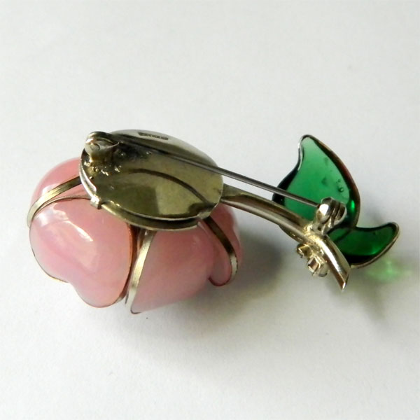 Maison Gripoix poured glass flower brooch