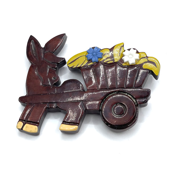 1950s Califonia Redwood souvenir brooch
