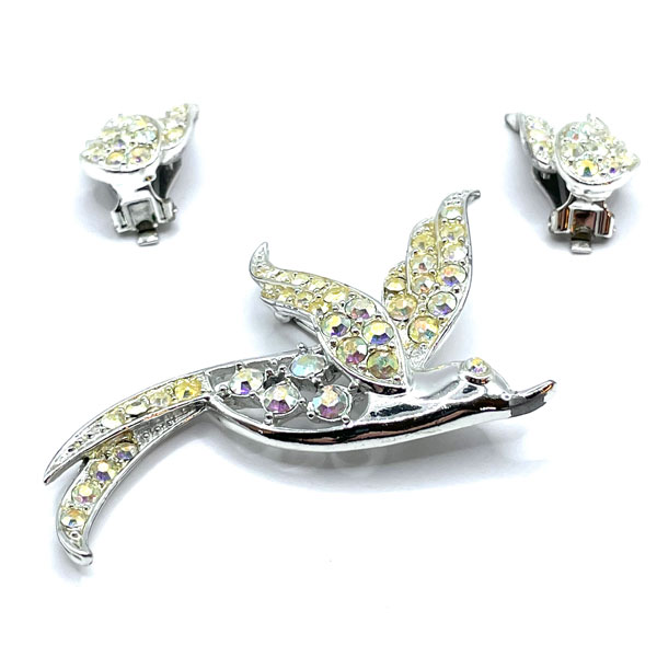 Sarah Coventry bird brooch