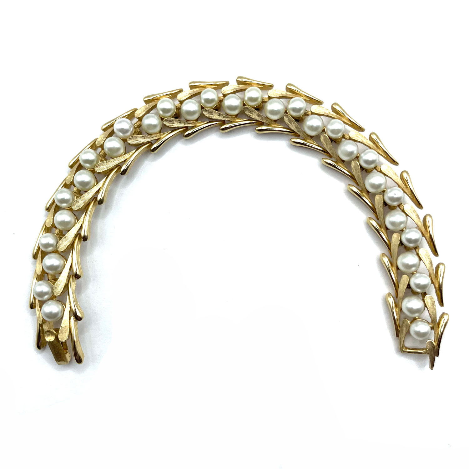 Trifari pearl bracelet