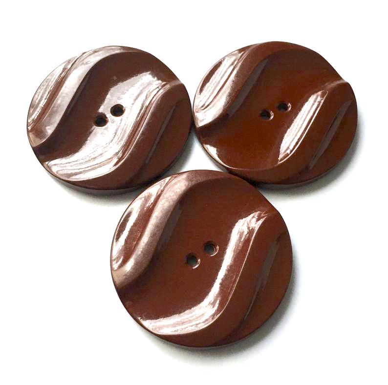 1930s brown bakelite coat buttons