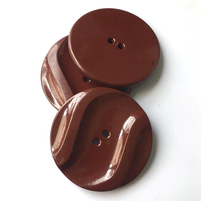 1930s brown bakelite coat buttons