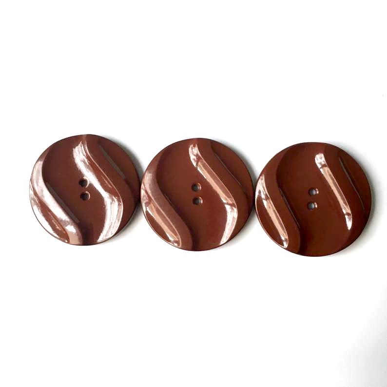 1930s brown bakelite coat buttons