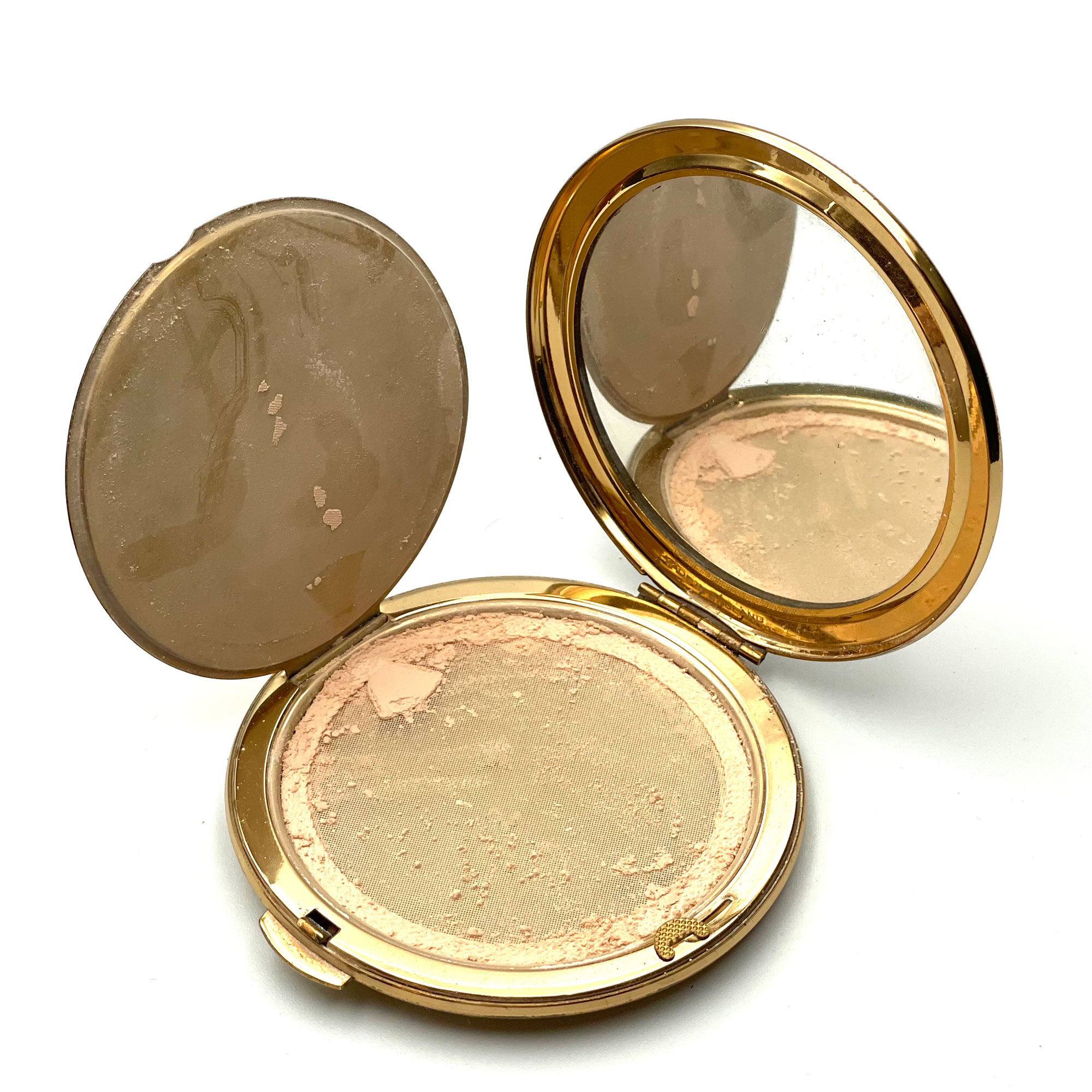 Vintage 1940s Kigu Cameo Compact