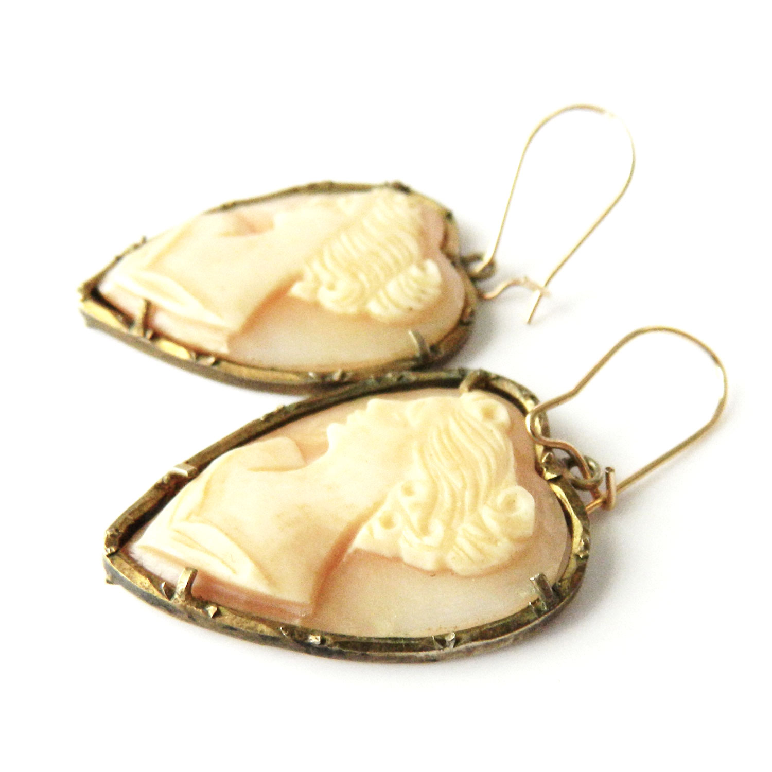 antique cameo earrings