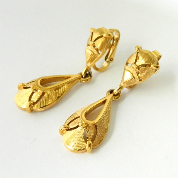 Trifari drop earrings