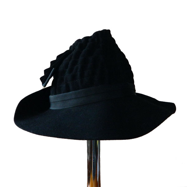 1940's black felt hat