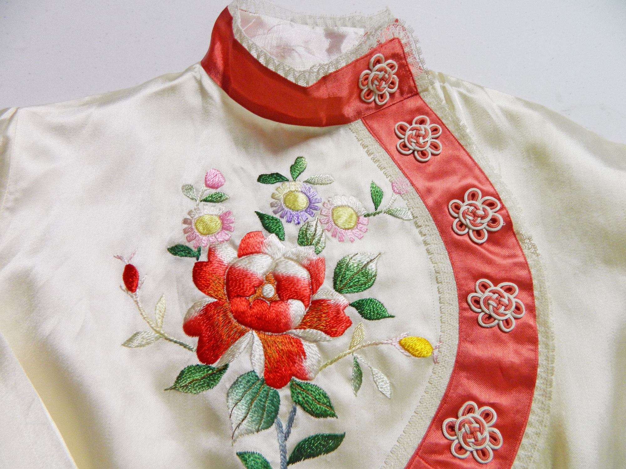 Satin Chinese loungewear suit