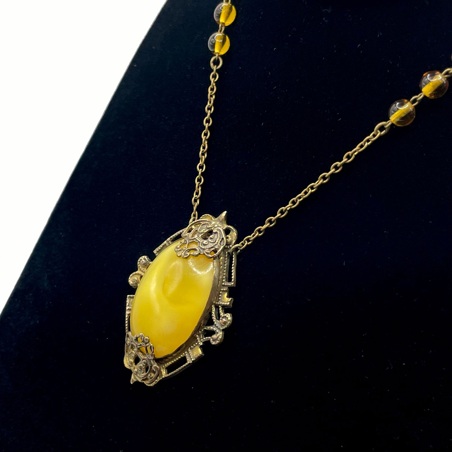 Antique Czechoslovakian pendant necklace