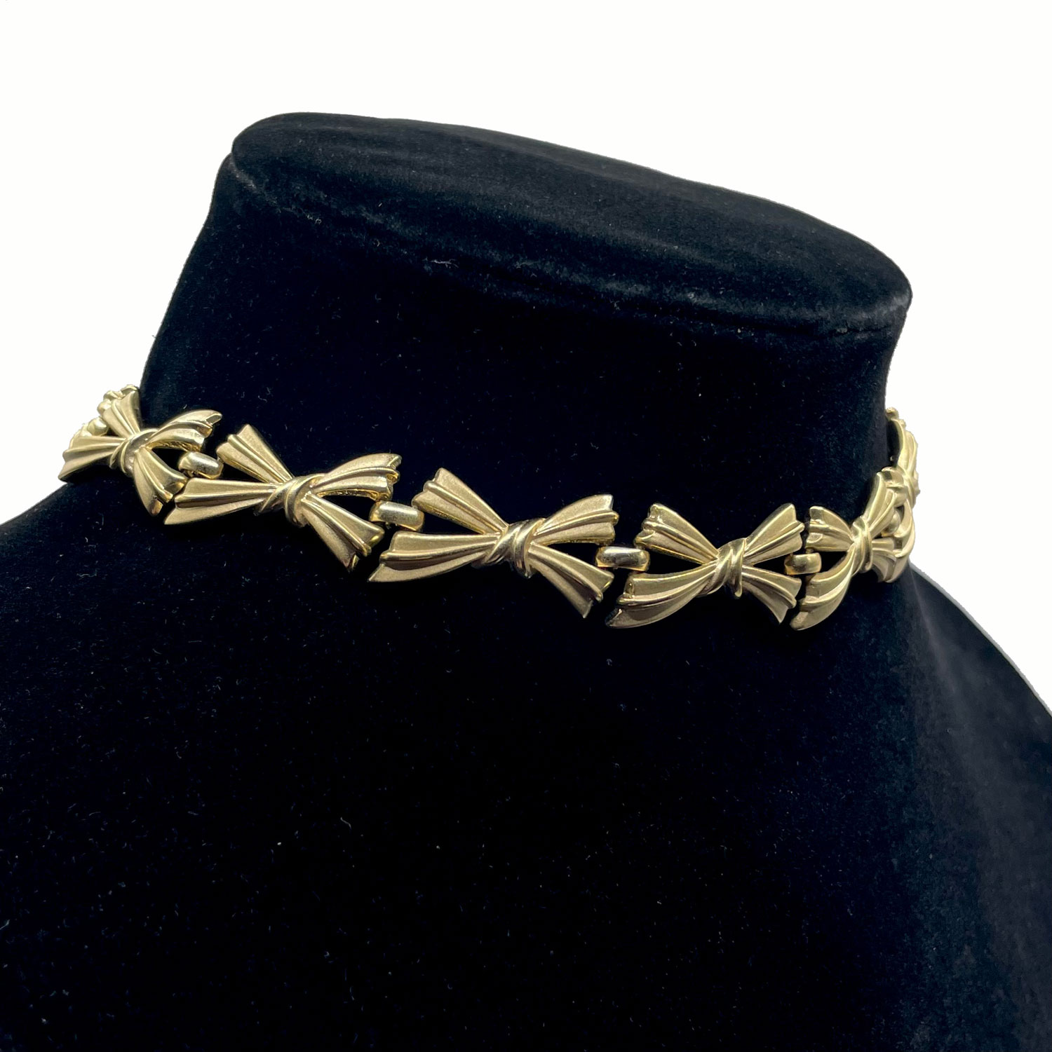 Trifari choker necklace