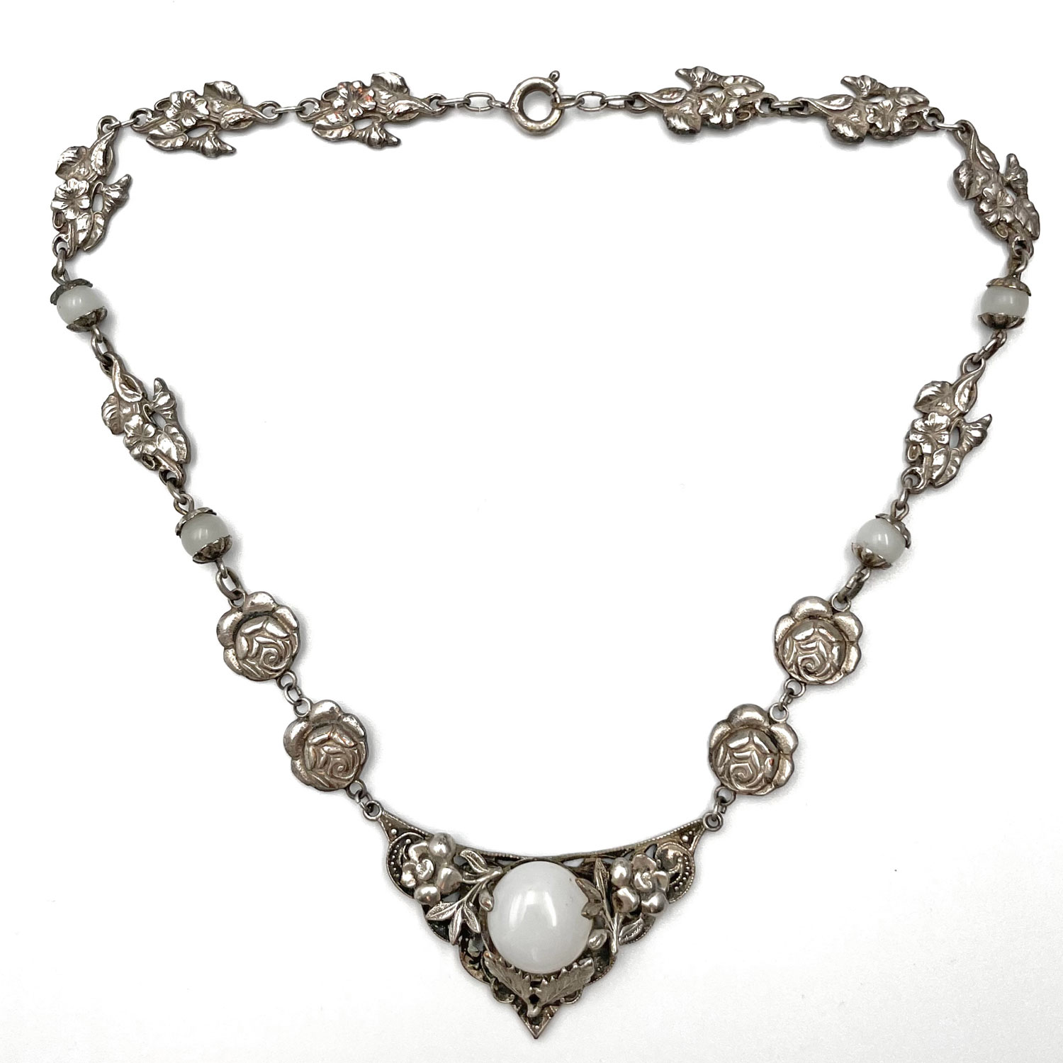 1920s cabochon pendant necklace