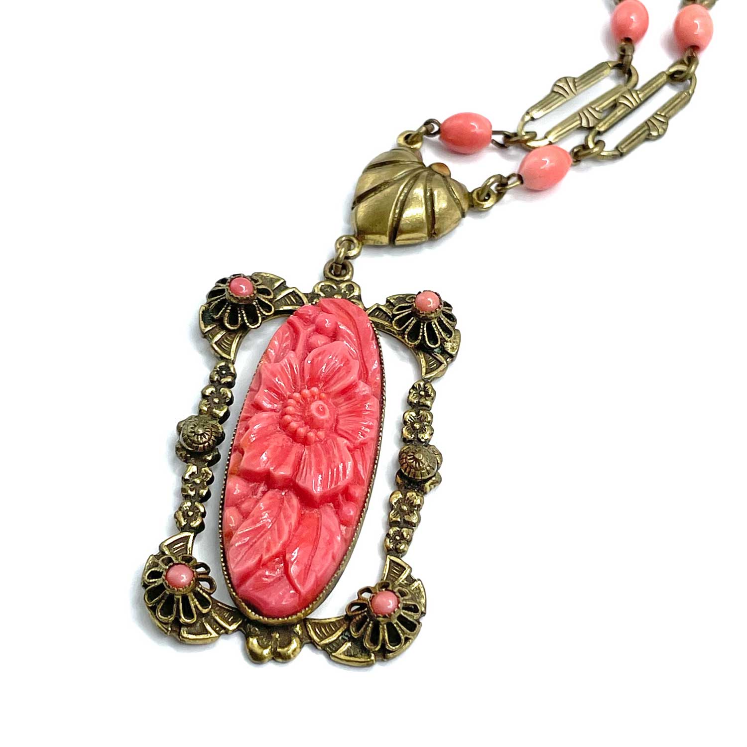 Vintage Art Deco Faux Coral Pendant Necklace