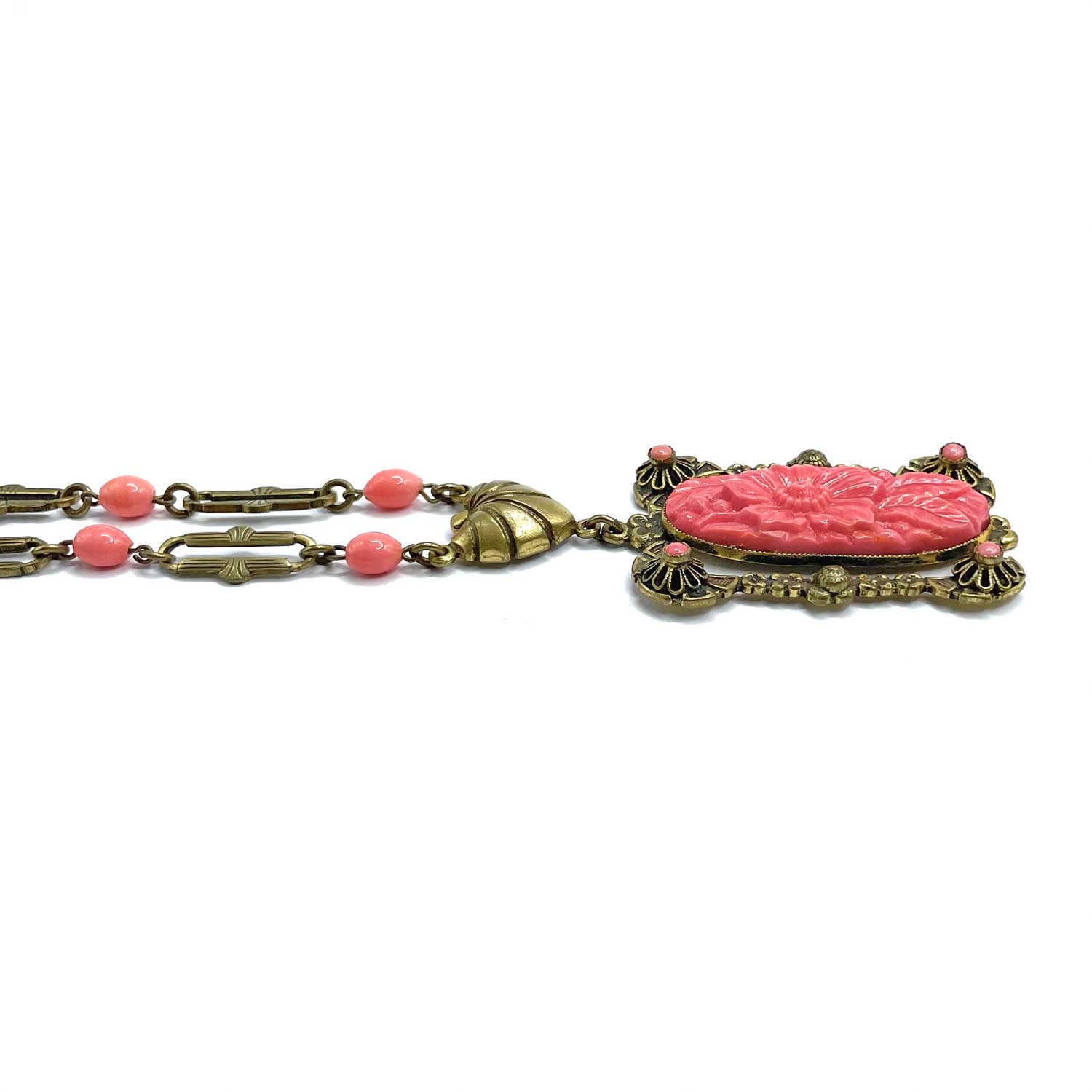 Vintage Art Deco Faux Coral Pendant Necklace