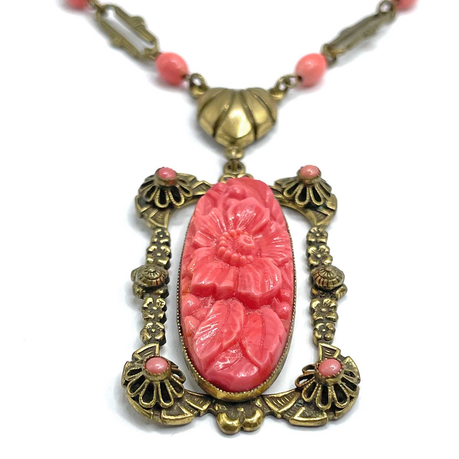 Vintage Art Deco Faux Coral Pendant Necklace