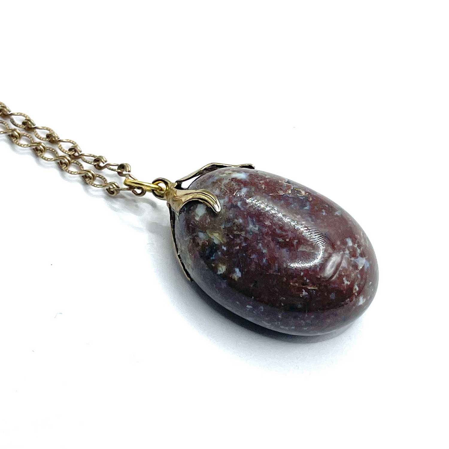 Polished Stone Pendant Necklace