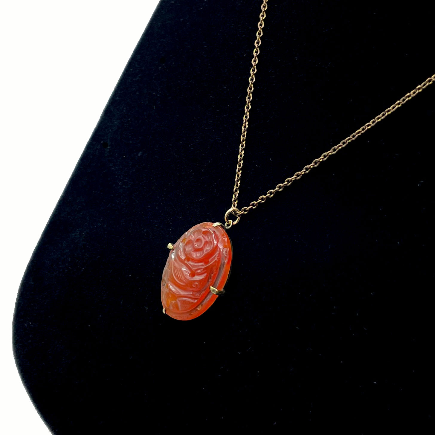 Carnelian pendant necklace