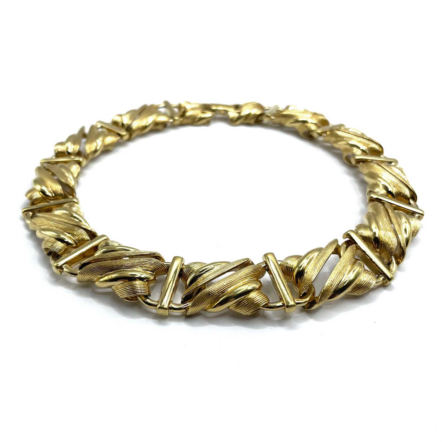 Monet choker necklace