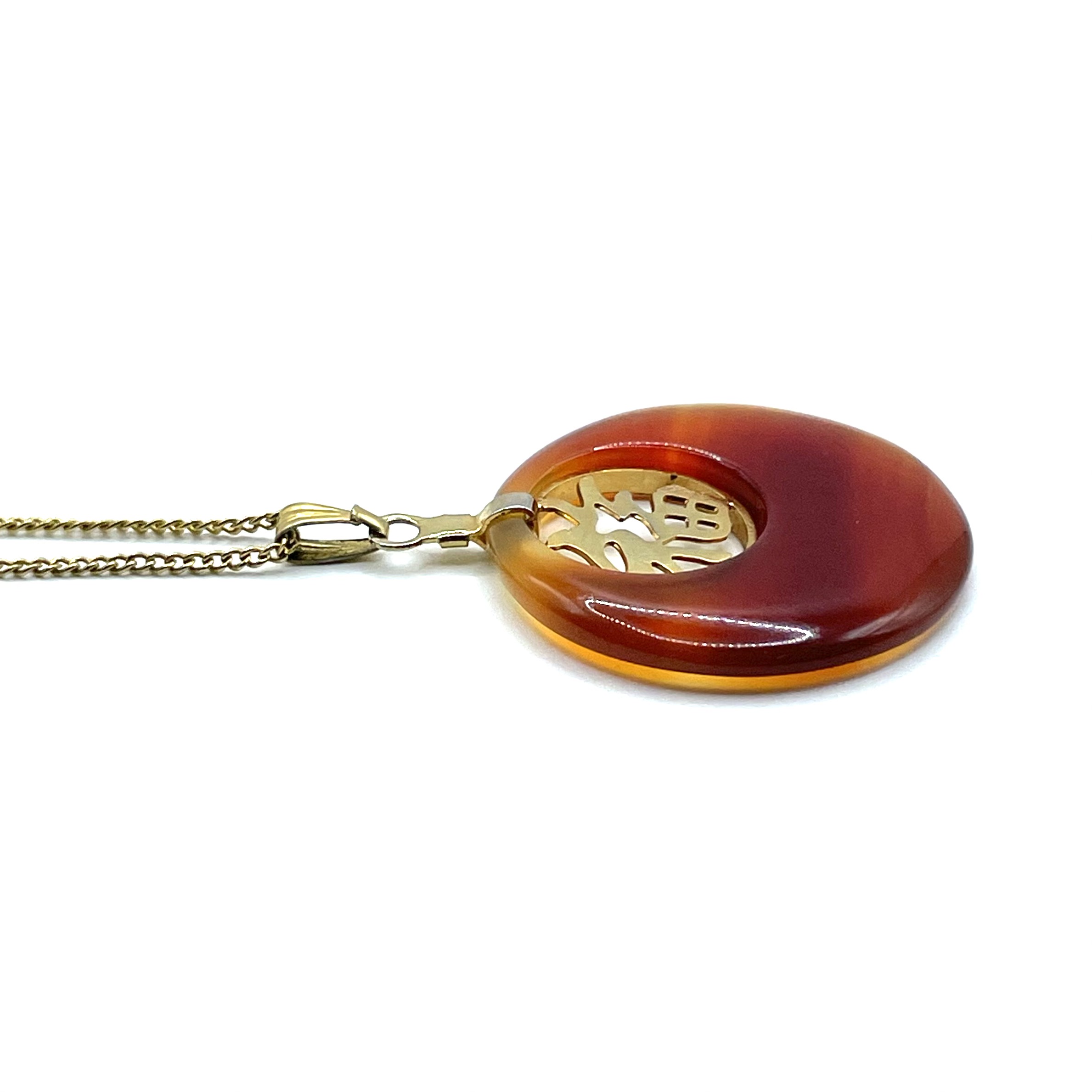 Chinese carnelian pendant necklace